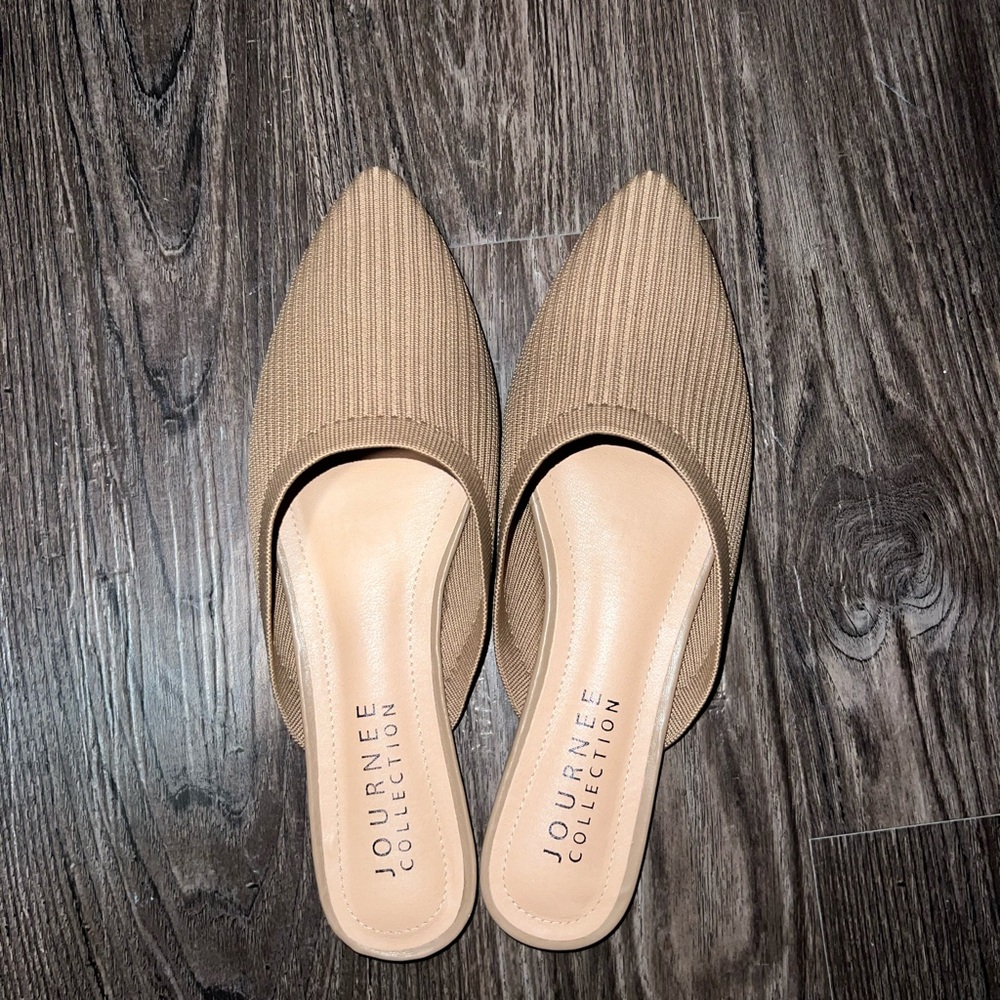 Journee Collection Tan Mules